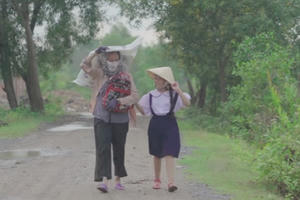 Xuân Lan lần đầu viết kịch bản cho MV ca nhạc gây xúc động lòng người