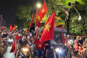 Một đêm không ngủ của người dân Việt Nam