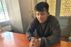 Đắk Lắk: Tạm giữ hình sự đối tượng giết người do mâu thuẫn yêu đương Đắk Lắk: Tạm giữ hình sự đối tượng giết người do mâu thuẫn yêu đương