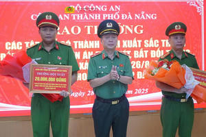 Khen thưởng đột xuất cho các đơn vị bắt giữ đối tượng người nước ngoài cướp tài sản