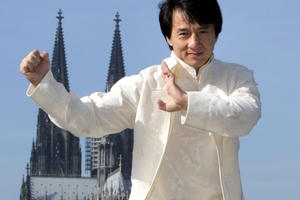 Sự thực xoay quanh tin đồn Thành Long qua đời