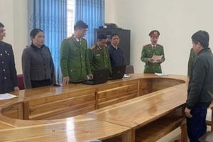 Khởi tố, bắt tạm giam nguyên Hiệu trưởng tham ô tài sản tại Nghệ An
