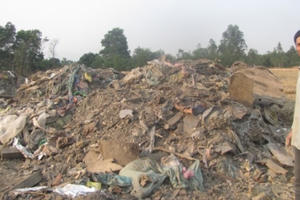 Chùm ảnh: Kinh hoàng rác thải tràn ngập Khu kinh tế Vũng Áng