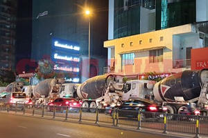 Xe bồn bê tông “FICO PanU” tung hoành nội đô, công khai thách thức chính quyền thành phố?