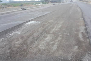 Nghệ An: Đường ngàn tỷ sau thông xe kỹ thuật là… hư hỏng