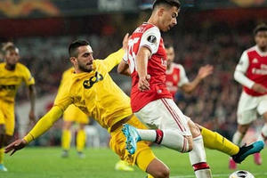 Video: Những tình huống đáng chú ý trong trận đấu giữa Arsenal và Standard Liege