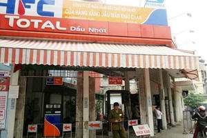 Nhân viên bán xăng liên tục lừa đảo của khách hàng