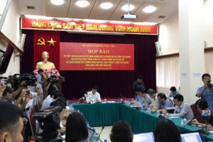 Bộ Giao thông lý giải việc đặt trạm thu phí Cai Lậy Bộ Giao thông lý giải việc đặt trạm thu phí Cai Lậy