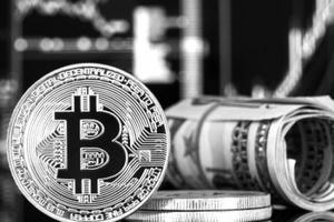 Tin kinh tế 6AM: Giá vàng rời khỏi đỉnh cao do tâm lý bán chốt lời; Nông sản cần giải cứu đã hết?