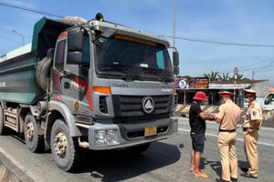 Đồng Nai: Quyết liệt xử lý xe quá khổ, quá tải