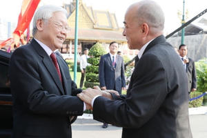 Củng cố, phát huy tình đoàn kết hữu nghị truyền thống Việt Nam - Campuchia