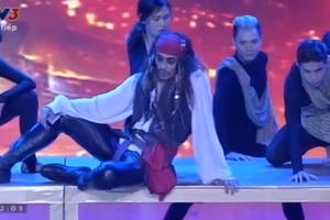 Minh Hằng không ngại tỏ tình với trai đẹp trên ghế nóng BNHV 2016