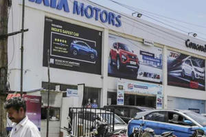 Tata Motors “ngấm đòn” COVID-19