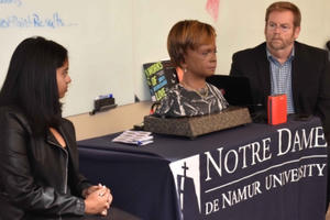 Robot đầu tiên trong lịch sử hoàn thành môn Triết học Tình yêu