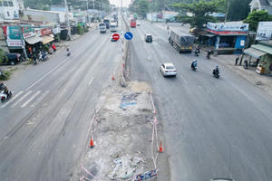 Thi công xuyên ngày đêm để hoàn thành sửa chữa Quốc lộ 51