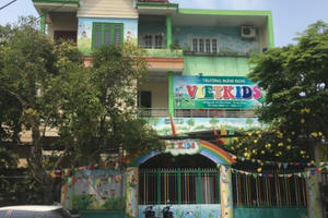 Đà Nẵng: Lo sợ mất an toàn từ công trình thi công, nhà trường thông báo ngừng hoạt động