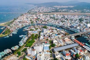 Bất động sản Phú Quốc: Bong bóng chưa kịp thổi đã xẹp? Bất động sản Phú Quốc: Bong bóng chưa kịp thổi đã xẹp?