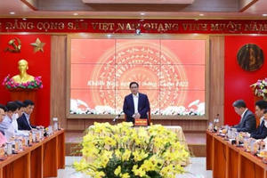 Khánh Hòa là nơi hội tụ "phía Bắc đi vào, phía Nam đi ra, Tây Nguyên đi xuống" Khánh Hòa là nơi hội tụ "phía Bắc đi vào, phía Nam đi ra, Tây Nguyên đi xuống"