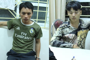 Lào Cai: Bắt giữ 2 đối tượng buôn bán heroin