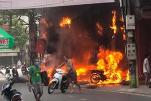 Vĩnh Phúc: Bắt kẻ ném bóm xăng thiêu rụi 3 cửa hàng ở TP Phúc Yên