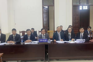 Nguyên giám đốc Chi nhánh văn phòng đăng ký đất đai kêu oan tại phiên tòa