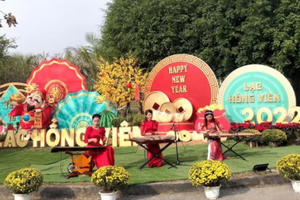 Hội chợ hoa Tết dành cho… người đã khuất