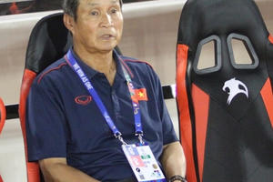 HLV Mai Đức Chung: “Cô Bích Hạnh được thưởng mức A- là xứng đáng!”