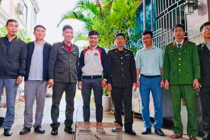 Vườn Quốc gia Vũ Quang tiếp nhận trăn đất quý từ người dân