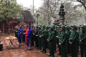 Hà Nội: Huyện Sóc Sơn gặp mặt hơn 200 tân binh lên đường nhập ngũ Hà Nội: Huyện Sóc Sơn gặp mặt hơn 200 tân binh lên đường nhập ngũ