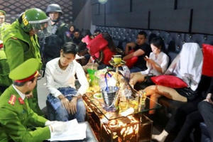 Thừa Thiên Huế: Xử phạt 200 triệu đồng đối với quán bar Vegas Club cùng các dân chơi