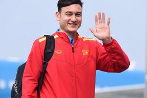 Thủ thành Đặng Văn Lâm chia sẻ cảm xúc sau kỳ Asian Cup lịch sử