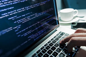 Gần 30.000 máy MacBook bị nhiễm mã độc bí ẩn