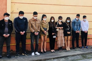 Lạng Sơn: Phát hiện nhóm nam thanh, nữ tú đang "bay lắc" ma tuý trong quán karaoke Ruyby