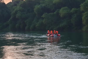 Bắc Giang: Đi tắm sông, hai cháu nhỏ bị đuối nước thương tâm