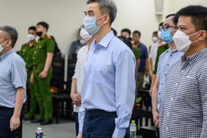 Cựu Giám đốc Bệnh viện Tim Nguyễn Quang Tuấn bị tuyên phạt 3 năm tù