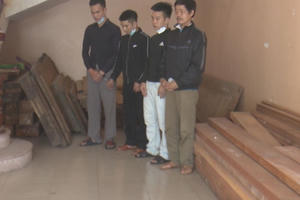 Nhóm đối tượng cứ đêm khuya là kéo xe đi dọc các tuyến đường trộm gỗ quý