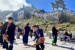 Đón Tết đa sắc màu văn hóa tại Sun World – tại sao không?