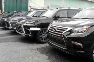 15.000 tỷ sắm siêu xe: Đại gia Việt vượt tay chơi Singapore