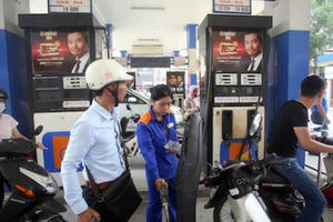 Sau nhiều lần kìm giá, xăng khó thoát đà tăng trong phiên hôm nay? Sau nhiều lần kìm giá, xăng khó thoát đà tăng trong phiên hôm nay?