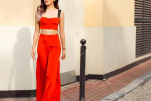 Á hậu Huyền My khiến các cô nàng mê mẩn trong các thiết kế của BST “the muse”