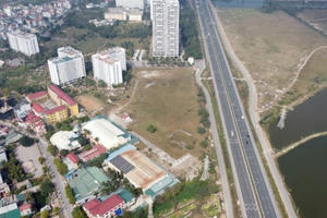 Dự án bệnh viện Hải Châu 500 giường ở Thanh Trì vẫn là cánh đồng cỏ hoang