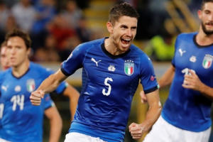 Phần Lan 1-2 Italia: Giữ vững ngôi đầu