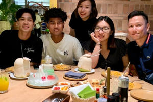 Vợ sắp cưới lộ vòng 2 to bất thường, Công Phượng sắp làm cha?