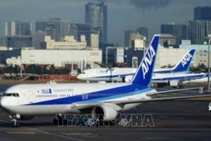 Nhiều nước sơ tán khẩn cấp công dân khỏi vùng tâm dịch Vũ Hán