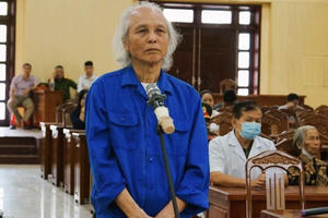 Phạt tù kẻ tự xưng là “cán bộ phòng chống tham nhũng trung ương”