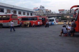 Vấn nạn xe khách Hải Phòng – Hà Nội:Dùng “độc quyền” quy hoạch lại tuyến?