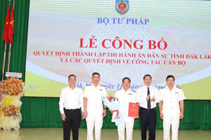 Bộ Tư pháp công bố thành lập Thi hành án Dân sự tỉnh Đắk Lắk Bộ Tư pháp công bố thành lập Thi hành án Dân sự tỉnh Đắk Lắk