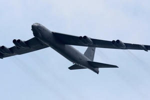 Mỹ đàm phán đưa máy bay tới Úc để răn đe Trung Quốc