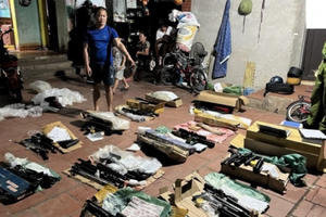 Tin nhanh ngày 21/11: Khởi tố đối tượng tàng trữ vận chuyển súng săn tại Bắc Giang