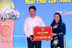 Nhiều hoạt động thiết thực, hiệu quả hưởng ứng Ngày Pháp luật Việt Nam